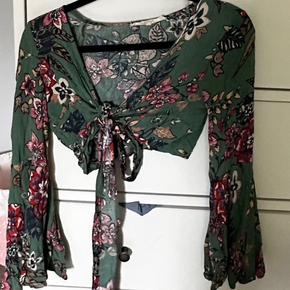 Floral Crop top - Picture 4 of 4